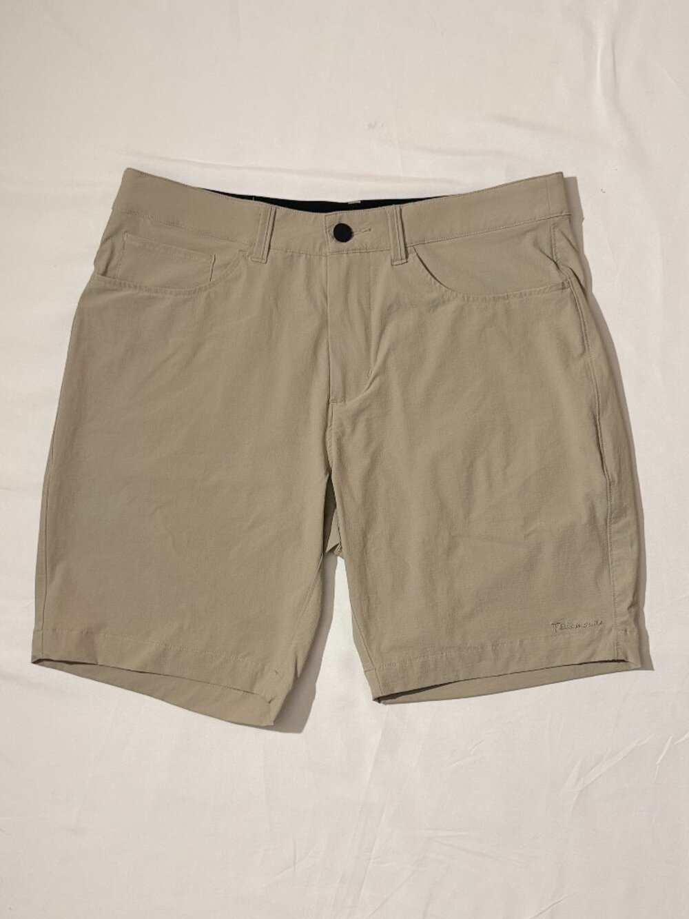 7DIAMONDS Optimum 8" Shorts Men's 30 Tan Stretch Golf Casual